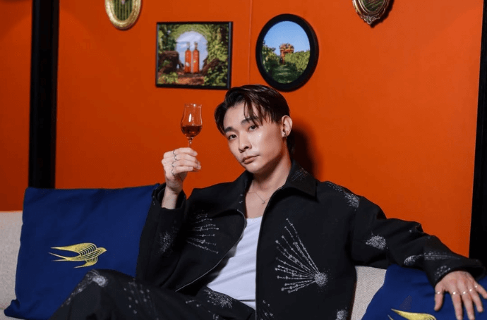 Toast koniakiem Martell